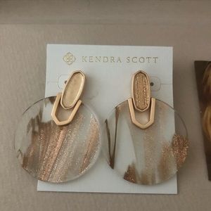 KENDRA SCOTT DIDI EARRINGS ROSE GOLD DUSTED GLASS